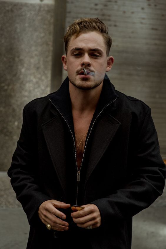 10 kép, ami bizonyítja, hogy Dacre Montgomery napjaink egyik legszexibb színésze -  -  - 