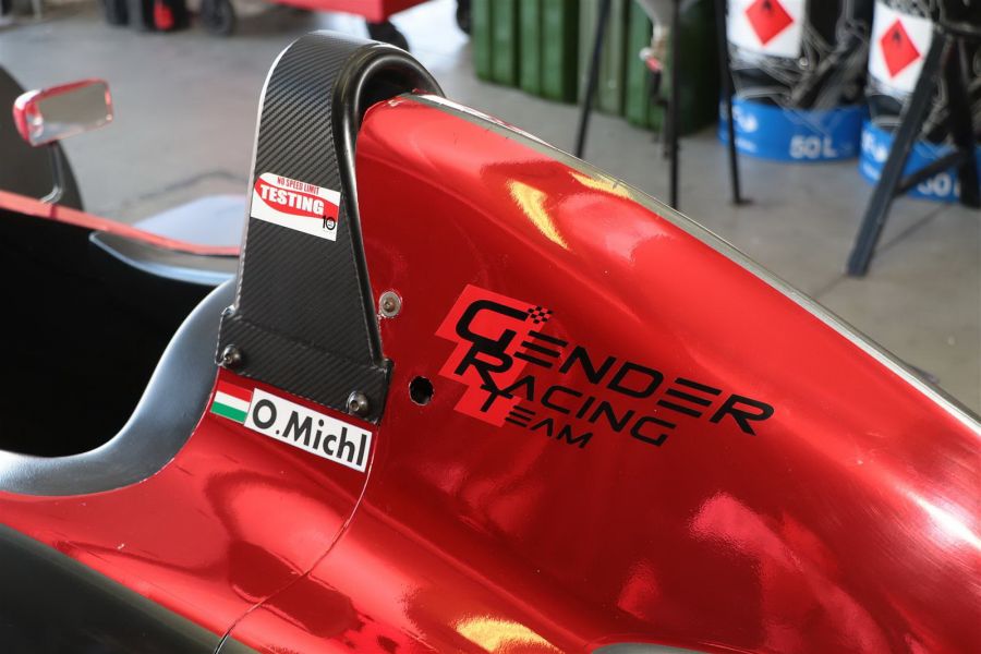 Teszt a lelke mindennek! - Autó & Motor - MOBILITY - formula renault, gender racing, grt, 