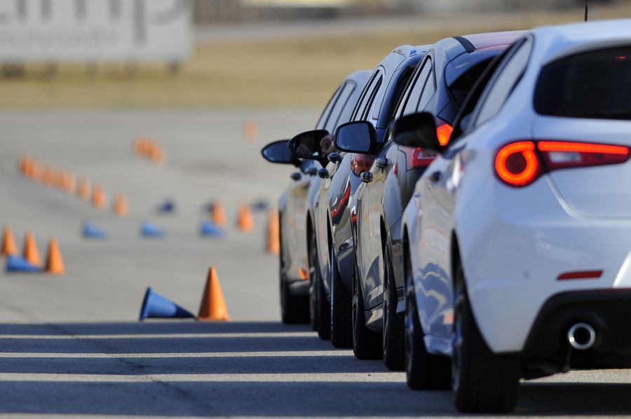 Hűsítő nyári kedvezmények a drivingcamp-en - Autó & Motor - MOBILITY - drivingcamp, kedvezmények, nyár, vezetéstechnika, vezetéstechnikai tréning, 