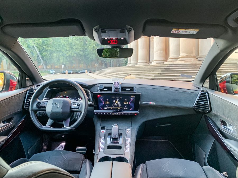 A francia elegancia titka - Kipróbáltuk a DS7-et - Autó & Motor - MOBILITY - autó, ds, ds7, teszt, 