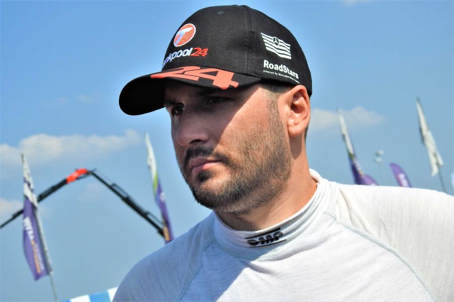 Boxutca-áthajtásos büntetés tette tönkre Kiss Norbert versenyét - Autó & Motor -  - kiss norbert, verseny, 