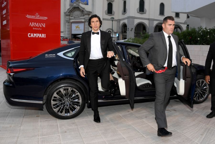 Nem csupán Hollywood nagyjai, de a Lexus UX is feltűnt a Velencei Filmfesztivál vörös szőnyegén - Autó & Motor - MOBILITY - lexus, lexus ux, velence, velencei filmfesztivál, 