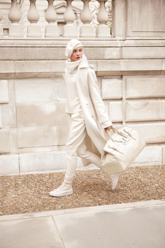 Stílusiskola: így tündökölj tetőtől talpig fehérben -  -  - divat, fehér, outfit, ősz, 