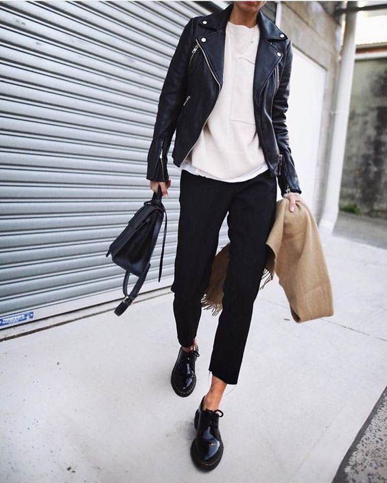 Stílusiskola: fekete-fehér szettek az őszi szezonra -  -  - divat, fehér, fekete, outfit, stílus, 