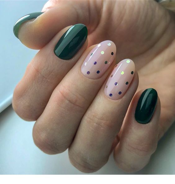 Top10: smaragdzöld manikűr ötletek őszre -  -  - köröm, manikűr, smaragdzöld, zöld, 