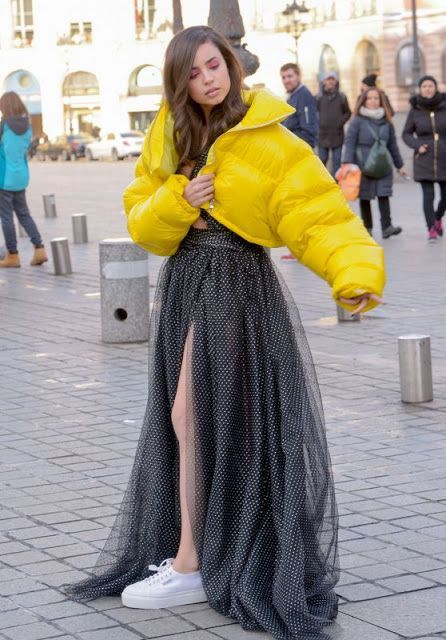 Stílusiskola: outfit ötletek Sofia Carsontól -  -  - divat, outfit, sofia carson, stílus, színésznő, 