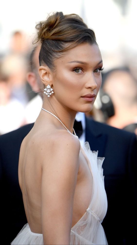 Top10: frizura ötletek Bella Hadidtól -  -  - bella hadid, frizura, haj, születésnap, 