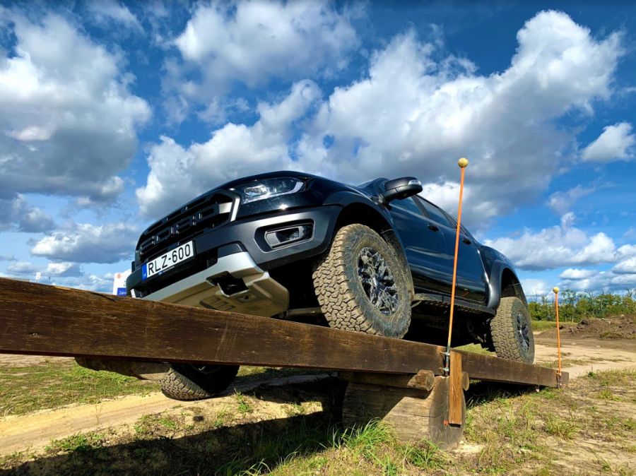 Összehasonlíthatatlan élmény - Ford Ranger Raptor - Autó & Motor - MOBILITY - Ford, Ford Pickup, Ford Ranger, Ford Ranger Raptor, offroad, pickup 4x4, 