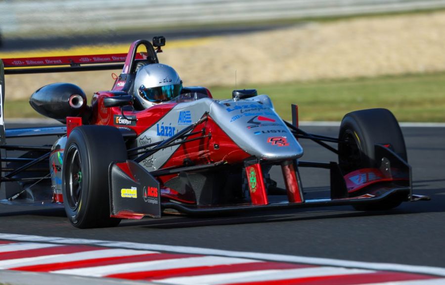 Mi vagyunk a bajnokok! - Autó & Motor - MOBILITY - autóverseny, formula, gender racing, grt, 