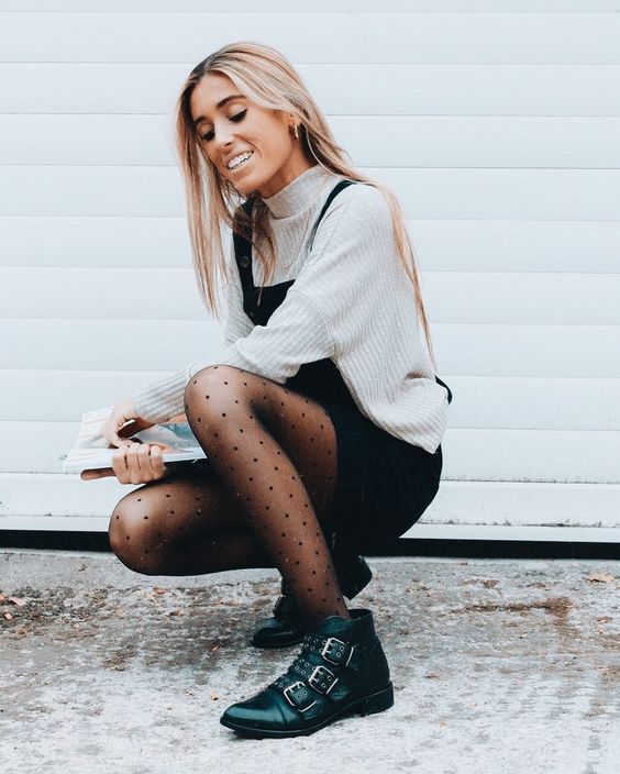 Stílusiskola: őszi kedvencünk a pöttyös harisnya -  -  - divat, harisnya, outfit, pöttyös harisnya, stílus, 