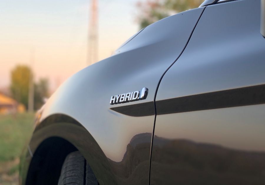 Csatába indul a Toyota Camry - Autó & Motor - MOBILITY - camry hibrid, camry hybrid, Camry teszt, Toyota camry, Toyota teszt, 