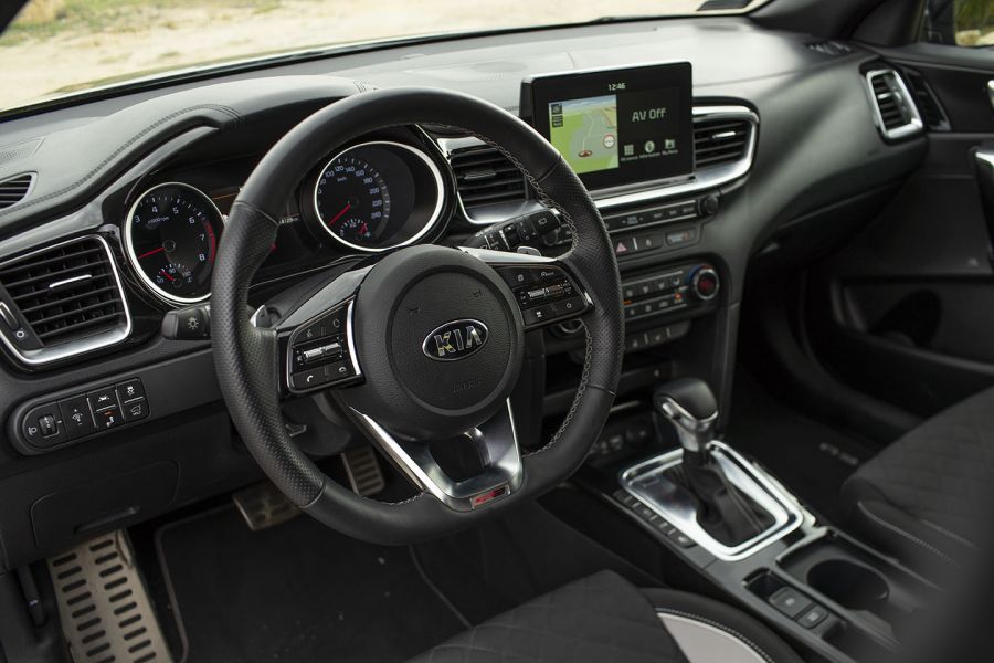 Kombi újratöltve - Kia Proceed 1,4 turbó - Autó & Motor - MOBILITY - kia proceed,