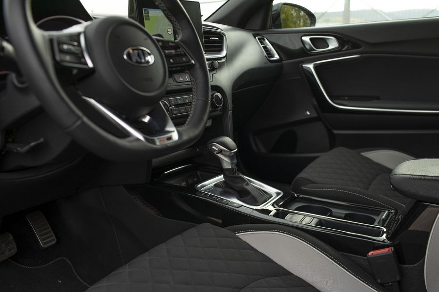 Kombi újratöltve - Kia Proceed 1,4 turbó - Autó & Motor - MOBILITY - kia proceed,