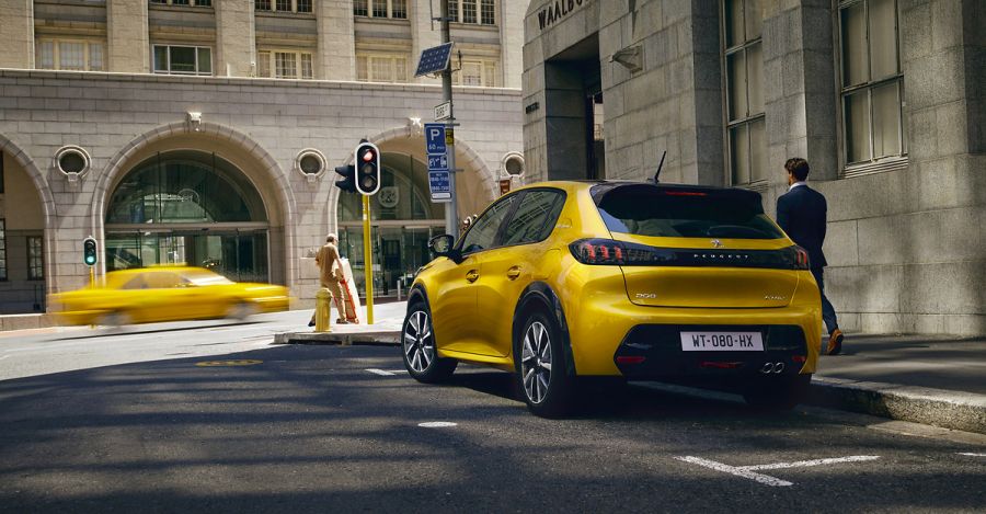 A vártnál nagyobb a kereslet az elektromos Peugeot 208-ra - Autó & Motor -  - 208, peugeot, 