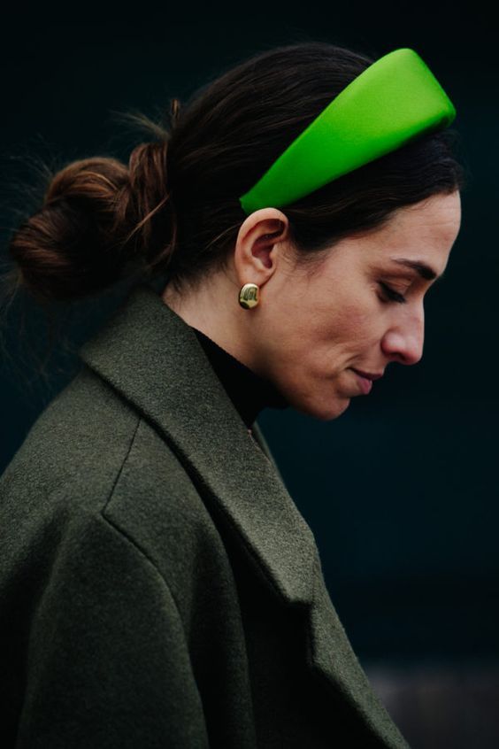 Stílusiskola: így viseld a szezon kedvenceit, a hajráfokat -  -  - divat, hajráf, stílus, 