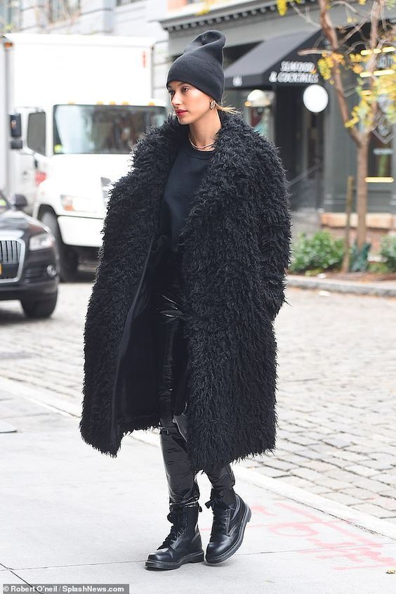 Stílusiskola: csinos fekete outfitek őszre -  -  - divat, fekete, outfit, stílus, 