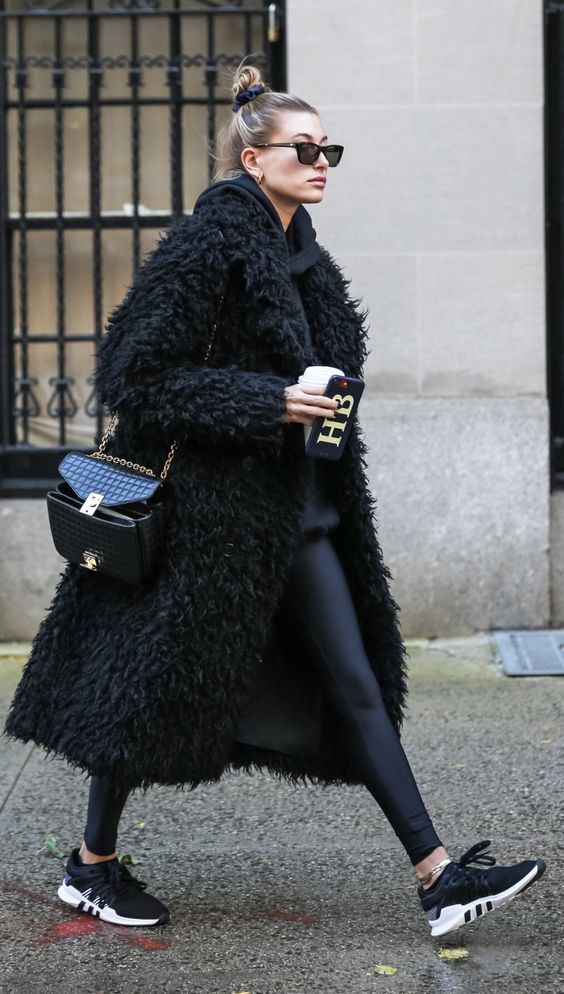 Stílusiskola: csinos fekete outfitek őszre -  -  - divat, fekete, outfit, stílus, 