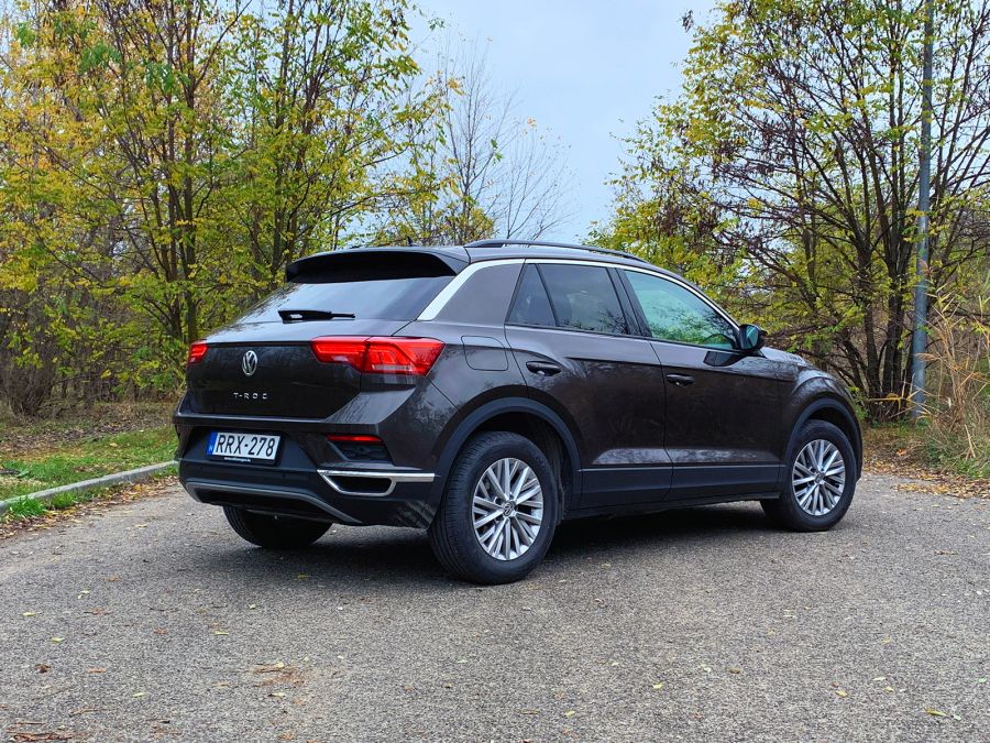 Értelem és érzelem  – Lexus UX vs. VW T-Roc - Autó & Motor - MOBILITY - crossover jelentése, kompakt sütő, lexus ux, összehasonlítás, suv teszt, Troc, VW T-Roc, 