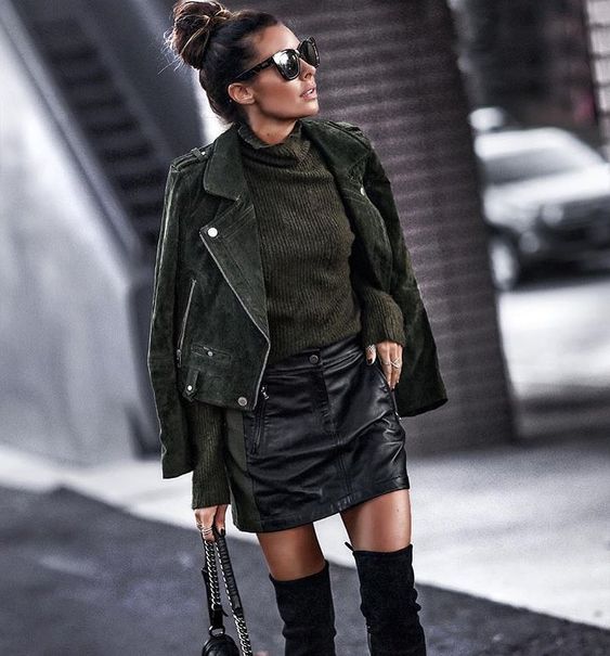 Stílusiskola: így viselj fekete miniszoknyákat -  -  - divat, fekete szoknya, outfit, ősz, stílus, 