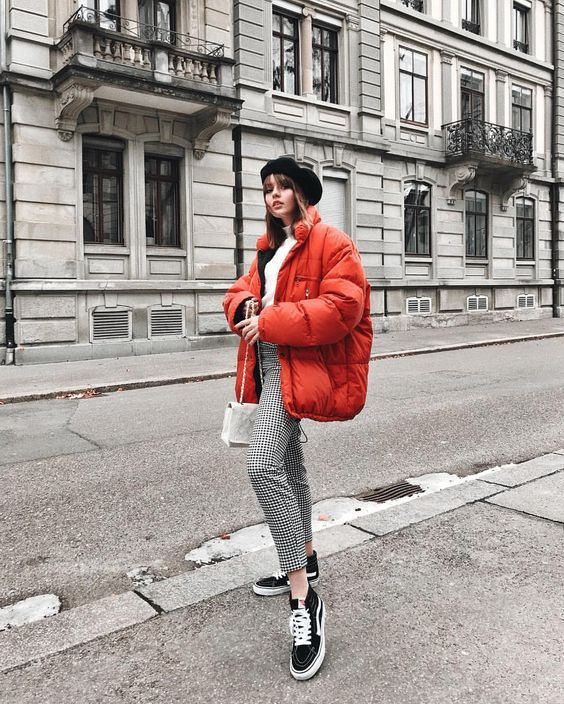 Stílusiskola: így viselj télen pirosat -  -  - december, divat, outfit, piros, stílus, tél, 