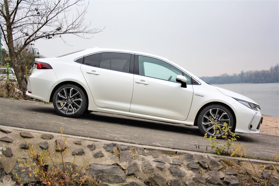 Megveheted a nyugalmat - Autó & Motor -  - corolla, teszt, toyota, 