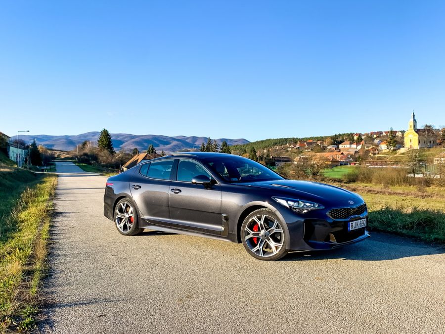 Nomen est omen – Kia Stinger 3.3 GT - Autó & Motor -  - 2019, kia stinger, 