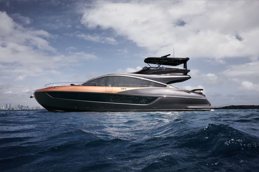 Ennyiért kerülhet lexus luxusjacht a fa alá -  -  - jacht, lexus, luxus,