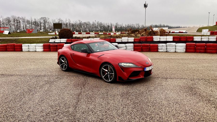 Semmi sem az, aminek látszik – Toyota Supra - Autó & Motor - MOBILITY - supra teszt, toyota supra, toyota supra teszt, 