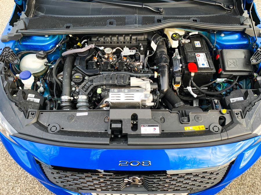 Simba visszatér – Peugeot 208 Active és GT line - Autó & Motor - MOBILITY - 208 teszt, peugeot 208, peugeot teszt, új peugeot 208, új peugeot 208 teszt, 