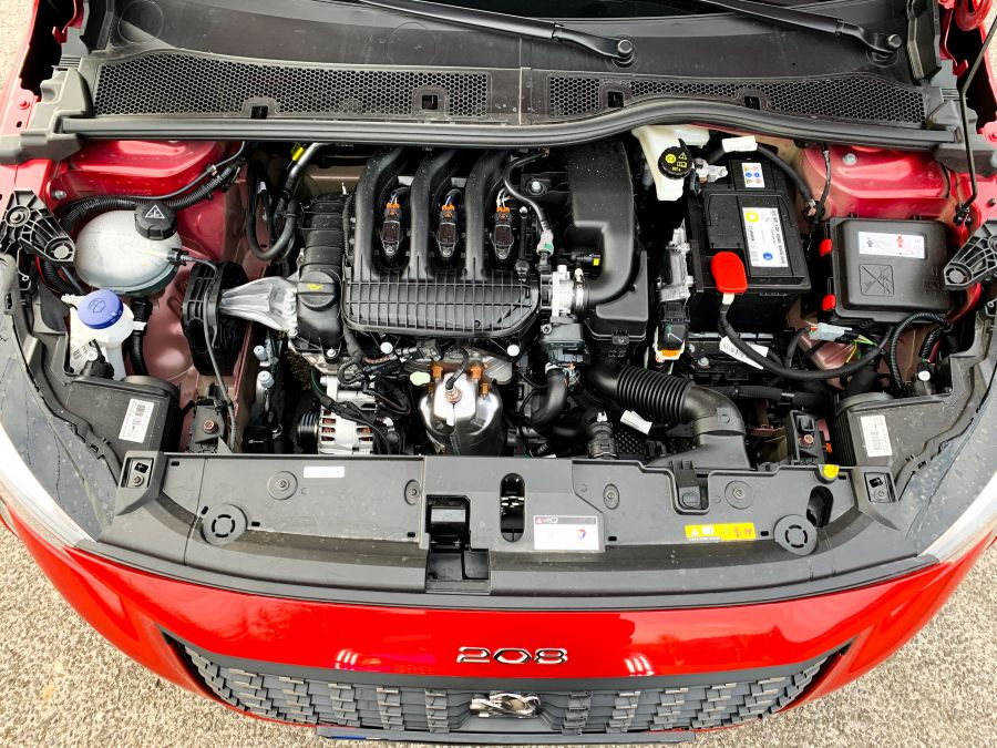 Simba visszatér – Peugeot 208 Active és GT line - Autó & Motor - MOBILITY - 208 teszt, peugeot 208, peugeot teszt, új peugeot 208, új peugeot 208 teszt, 