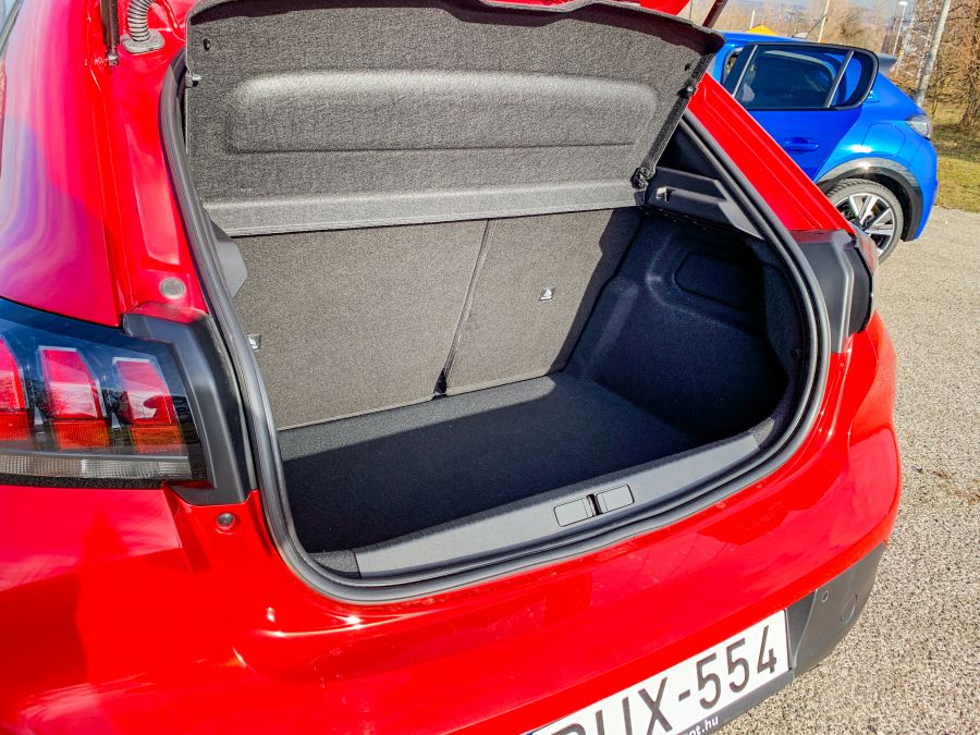 Simba visszatér – Peugeot 208 Active és GT line - Autó & Motor - MOBILITY - 208 teszt, peugeot 208, peugeot teszt, új peugeot 208, új peugeot 208 teszt, 