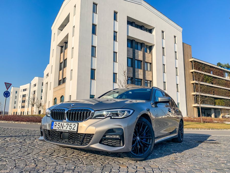 Work hard, Play hard. – BMW 330d xDriveTouring - Autó & Motor - MOBILITY - 