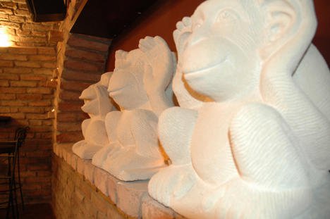 3 majom étterem -  -  -