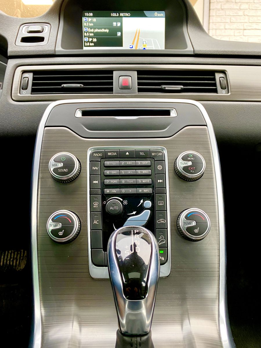 Biztonságos mindenes - XC 70 Momentum 2.4 D4 AWD - Autó & Motor - MOBILITY - volvo teszt, volvo xc70, volvo xc70 d4 awd, volvo xc70 d4 teszt, 