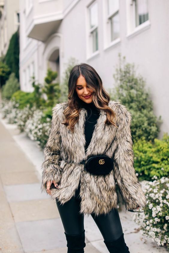 Stílusiskola: így viselj övtáskákat télen -  -  - divat, outfit, övtáska, tél, 