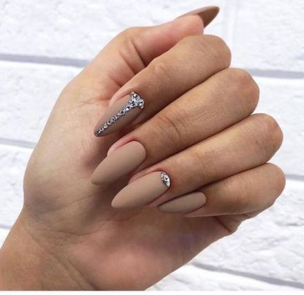 Top10: nude manikűr ötletek télre -  -  - köröm, manikűr, nude, nude színek, 