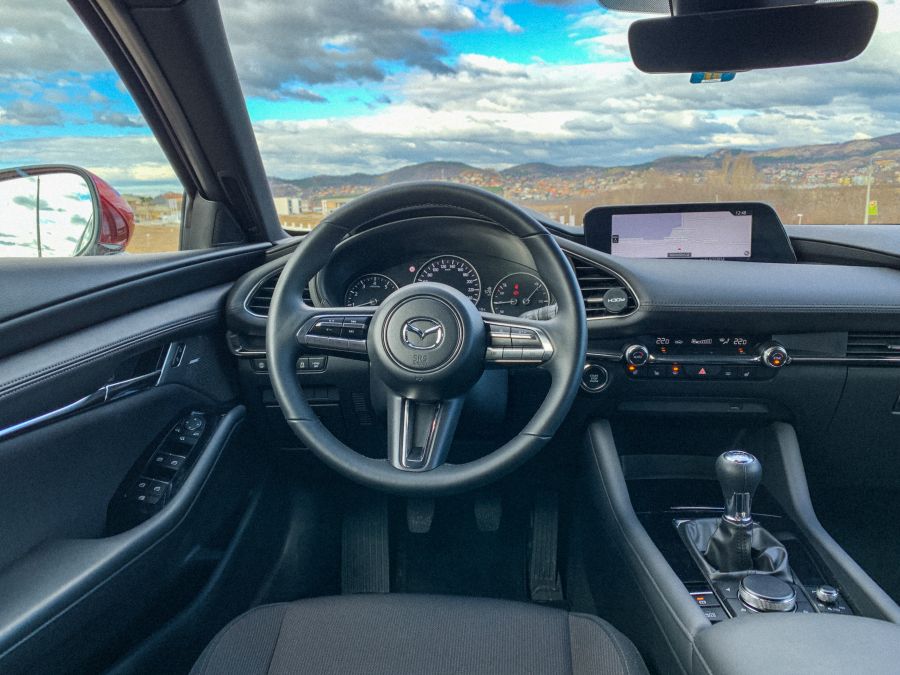 Egyszerűen szép és jó – Mazda3 hatchback GT Plus - Autó & Motor - MOBILITY - mazda  3 teszt, mazda 3, mazda 3 hatchback, mazda teszt, skyactiv mazda, skyactive x teszt, 