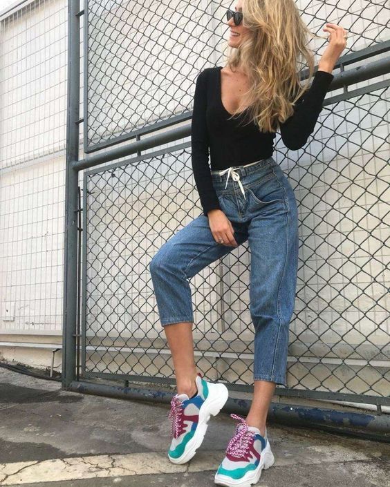 Stílusiskola: idén tavasszal viselj feltűnő sportcipőket -  -  - divat, outfit, sportcipő, stílus, 