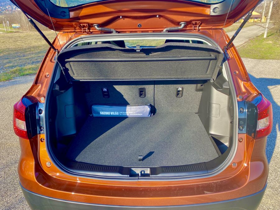 Minden igényt kielégít - Suzuki SX4 S-Cross 1.4 Hybrid GLX - Autó & Motor - MOBILITY - suzuki, suzuki hibrid, suzuki hybrid, suzuki scross, suzuki sx4, suzuki sx4 scross, 