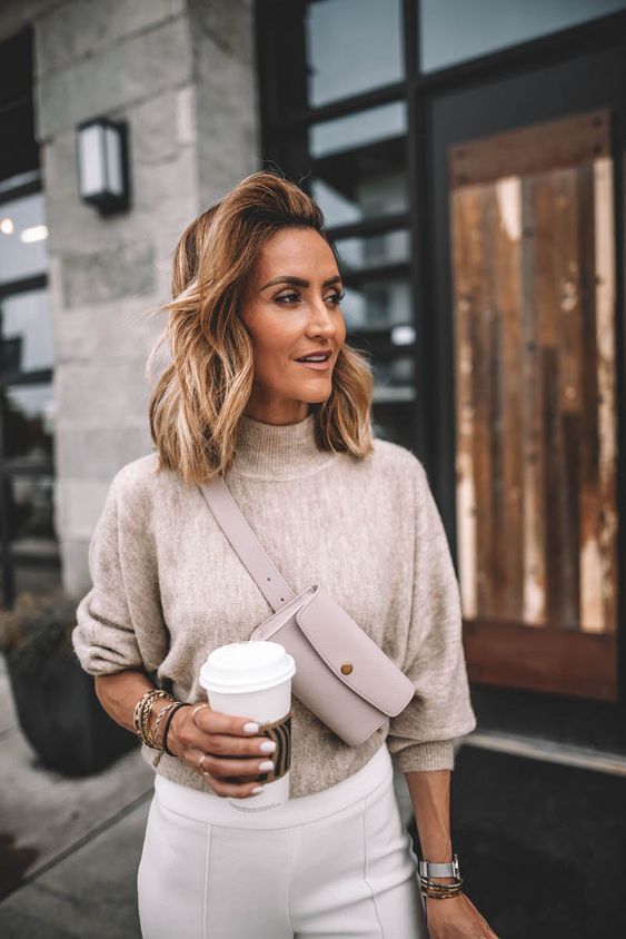 Stílusiskola: még mindig az övtáskák a legtrendibb és legpraktikusabb kiegészítők -  -  - divat, kiegészítő, outfit, övtáska, stílus, 