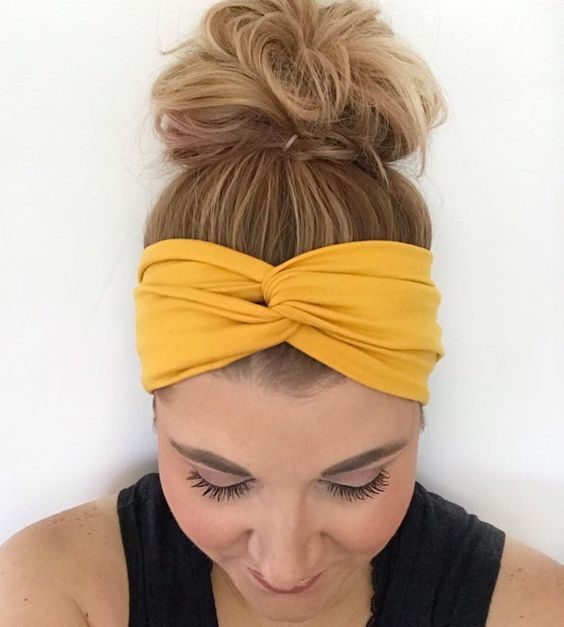 Top10: gyorsan elkészíthető, laza kontyok -  -  - frizura, hajak, konty, 