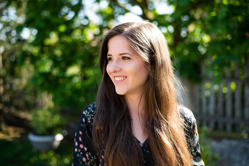 „Az egyik legnagyobb dolog,ha az egyik ember segít a másiknak eligazodni a saját történetében” – interjú Jakobovits Kittivel -  -  - interjú, jakobovits kitti, pszichológus, 