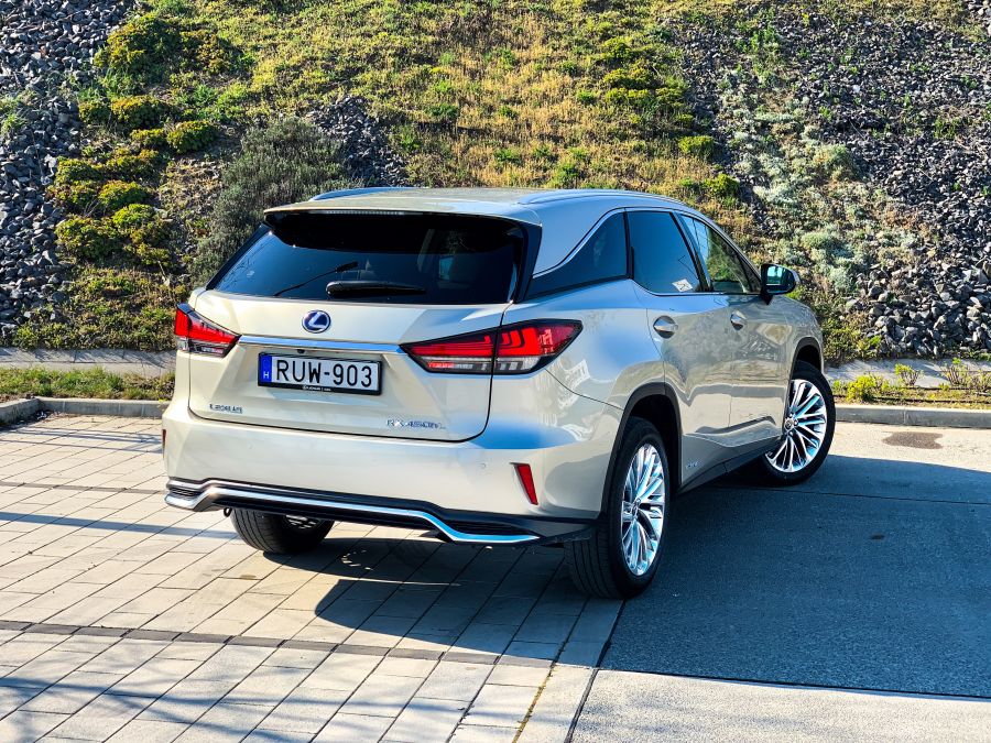 Face App japán módra – Lexus RX L 450h - Autó & Motor - MOBILITY - lexus hybrid teszt, lexus rx 450h, lexus rx 450h 2020, lexus rx l450h, Lexus suv, lexus teszt,