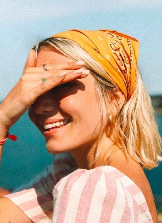 Stílusiskola: így viselnénk kendőket -  -  - divat, kendő, outfit, stílus, 