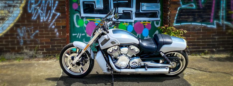 A Cool-tikus motor – 2014 Harley Davidson V-Rod Muscle használt motor teszt - Autó & Motor - MOBILITY - harley davidson, harley davidson teszt, vrod harley, vrod muscle, vrod teszt,