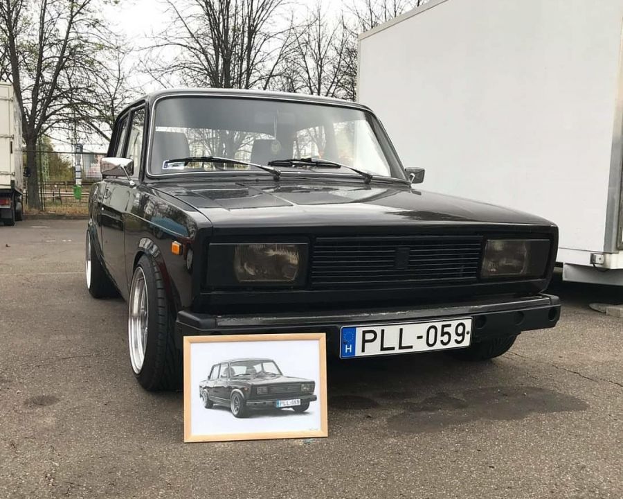 Autószínezéstől a művészetig – Beszélgetés Lázár Lottival - Autó & Motor - STYLELIFE - festmények, interjú, lázár lotti, rajzok,