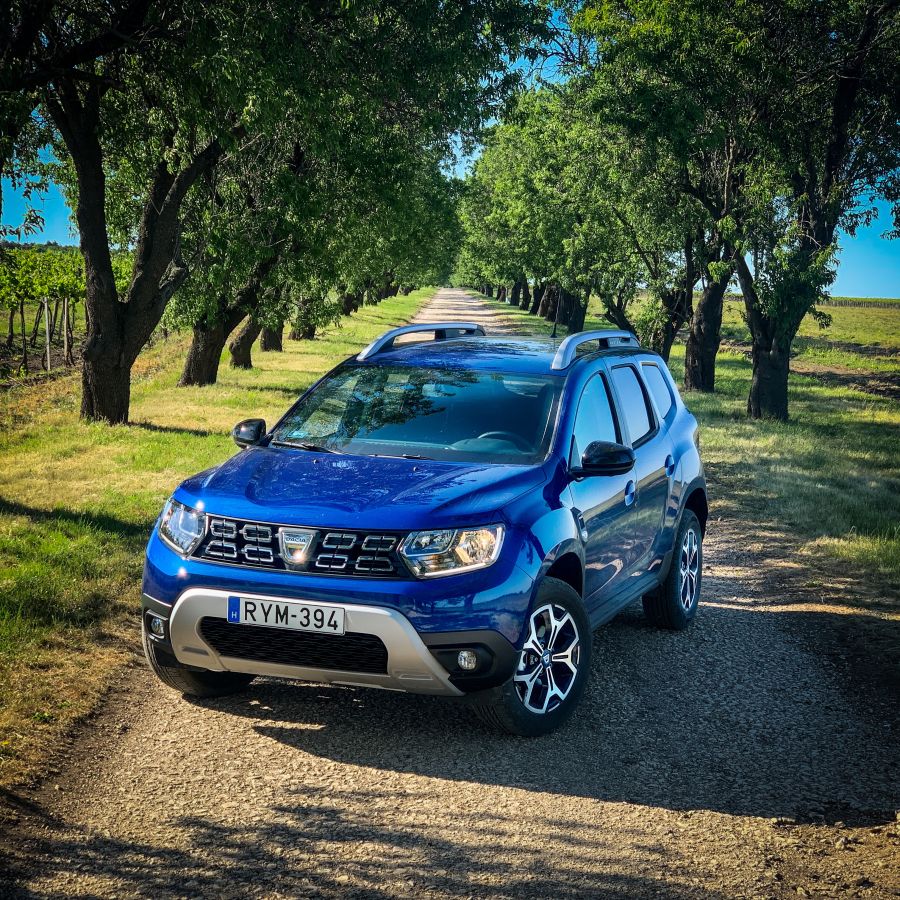 Porzik utána az út – Dacia Duster 1.5dCi 15th Celebration - Autó & Motor - MOBILITY - dacia, dacia duster, dacia duster dízel, dacia duster teszt, dacia suv,