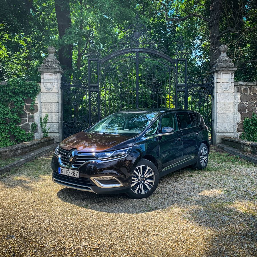 A francia kapcsolat – Renault Espace TCe 225 EDC Initiale Paris - Autó & Motor - MOBILITY - espace 5, espace initiale paris, renault crossover teszt, renault espace, renault espace teszt, 
