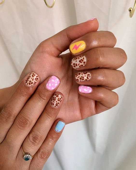 Top10: must have manikűr ötletek nyárra -  -  - köröm, manikűr, minta, nyár, 