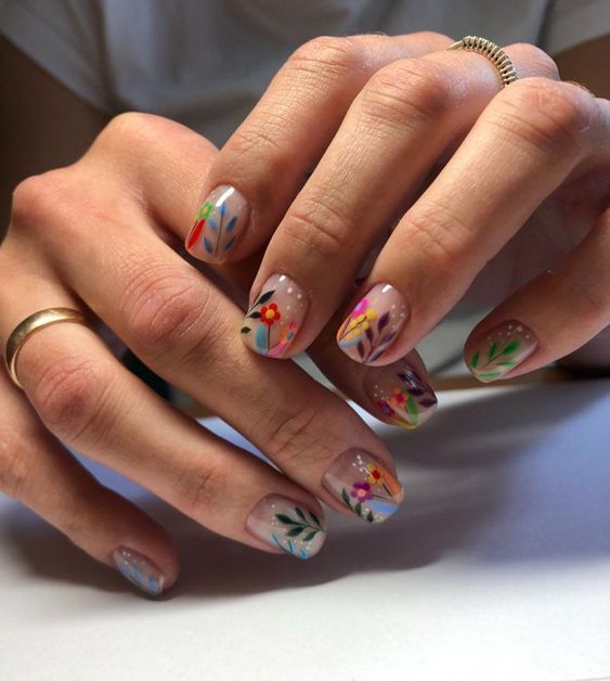 Top10: must have manikűr ötletek nyárra -  -  - köröm, manikűr, minta, nyár, 